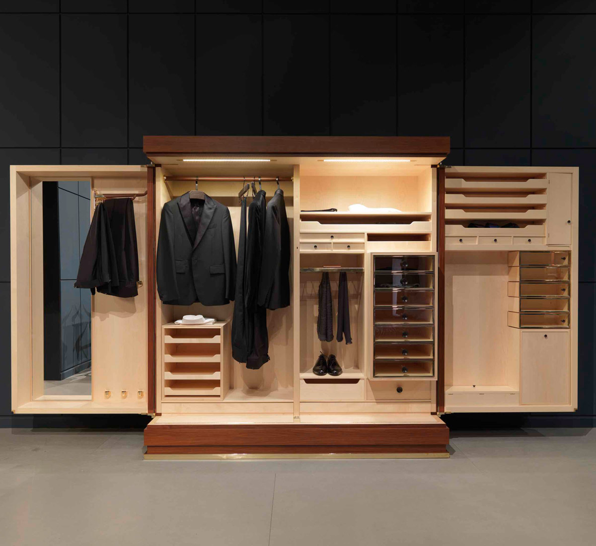 Ceccotti Gentleman Wardrobe