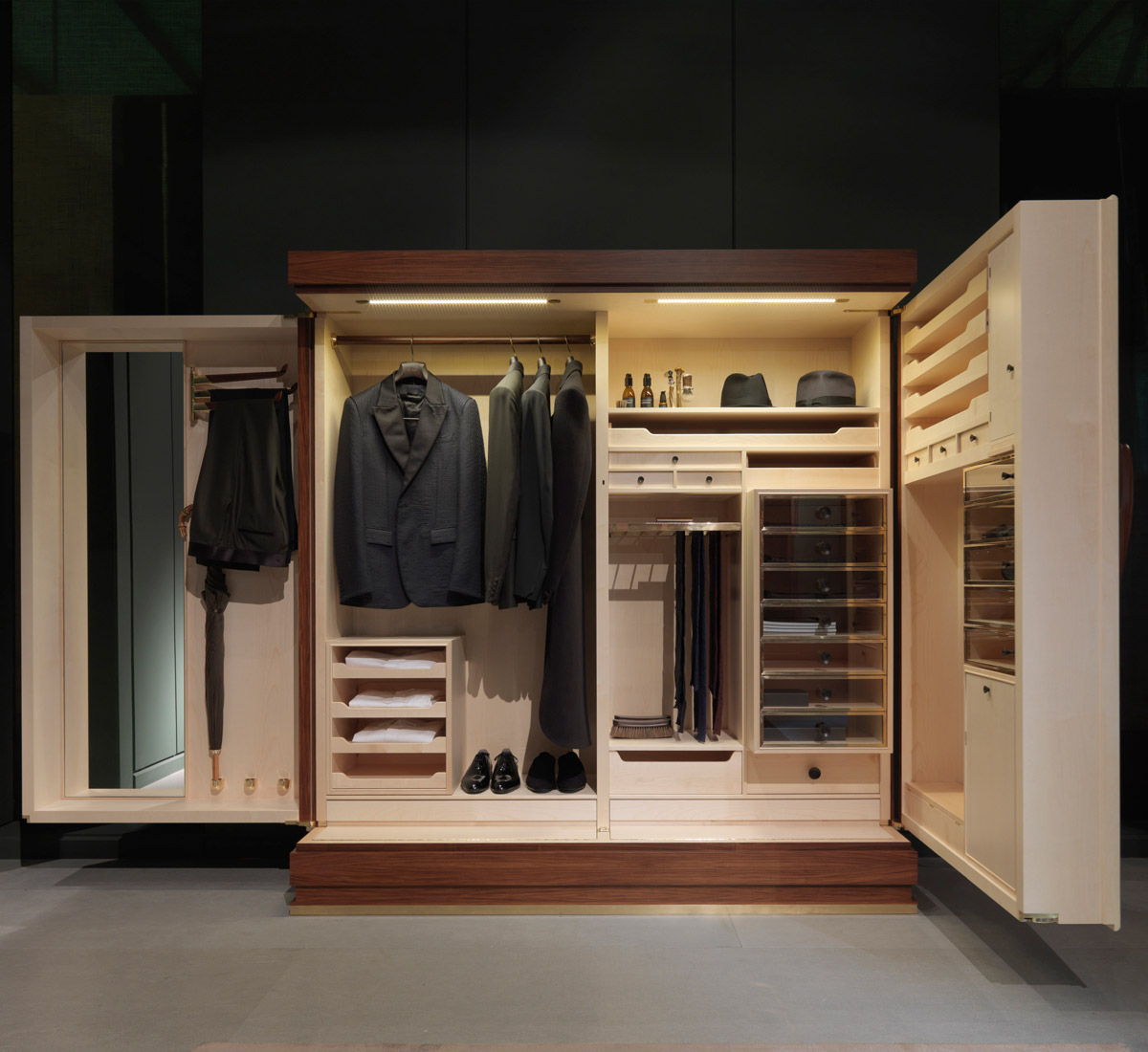 Ceccotti Gentleman Wardrobe