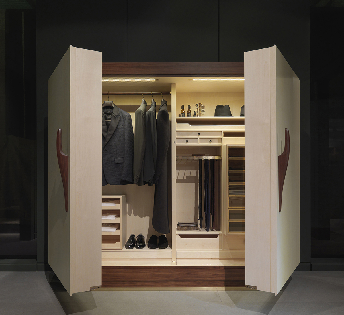 Ceccotti Gentleman Wardrobe