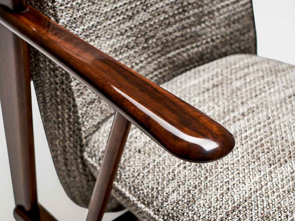 Ceccotti T Bone Armchair