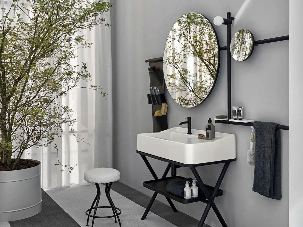 Cielo Siwa Round Mirror Composition