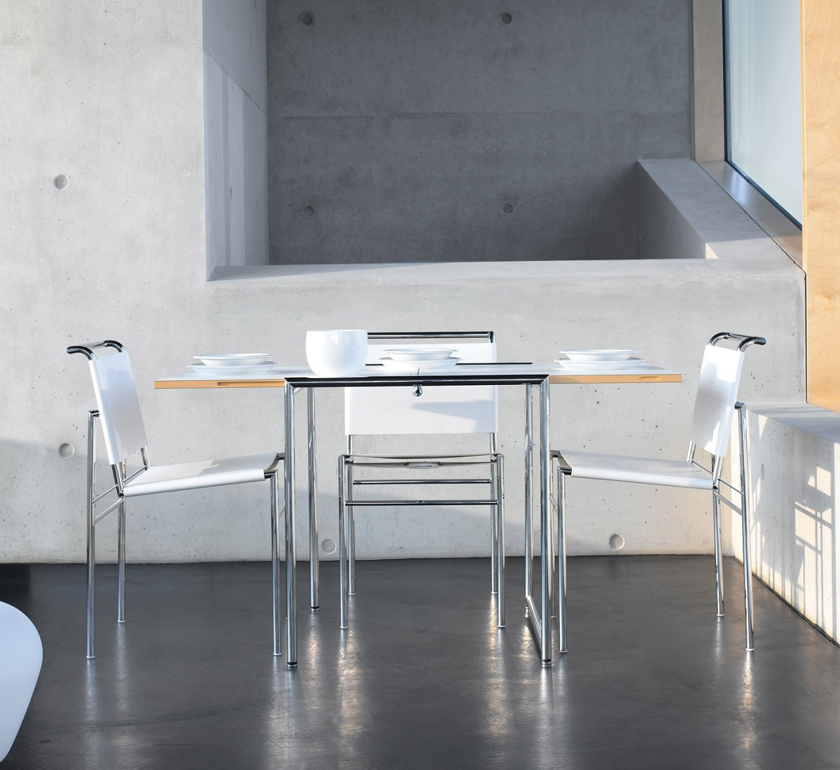 ClassiCon Jean Table