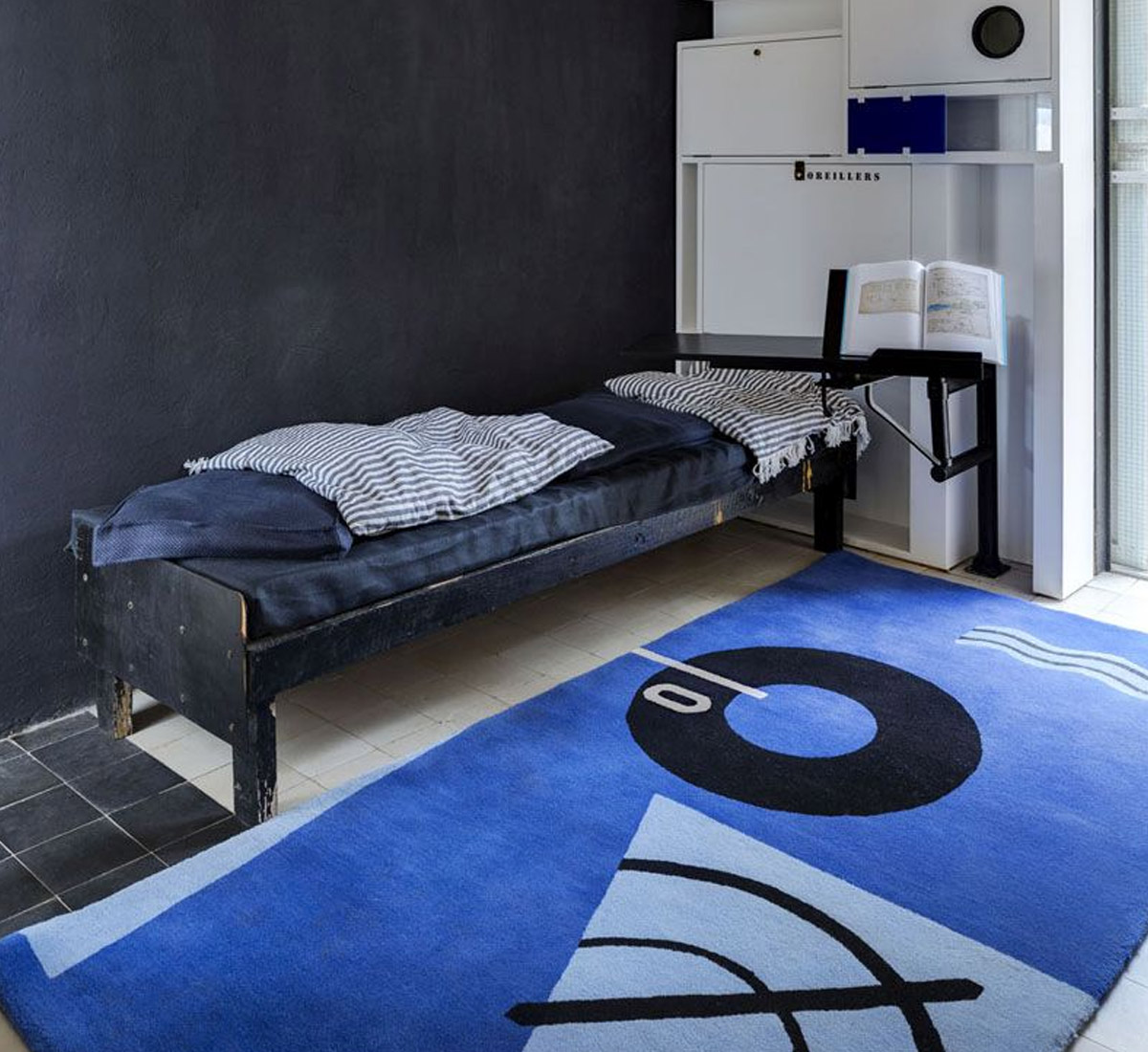 ClassiCon Blue Marine Rug