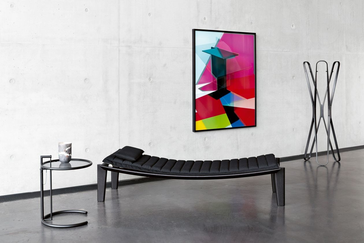 ClassiCon Saturn Coat Hanger Black