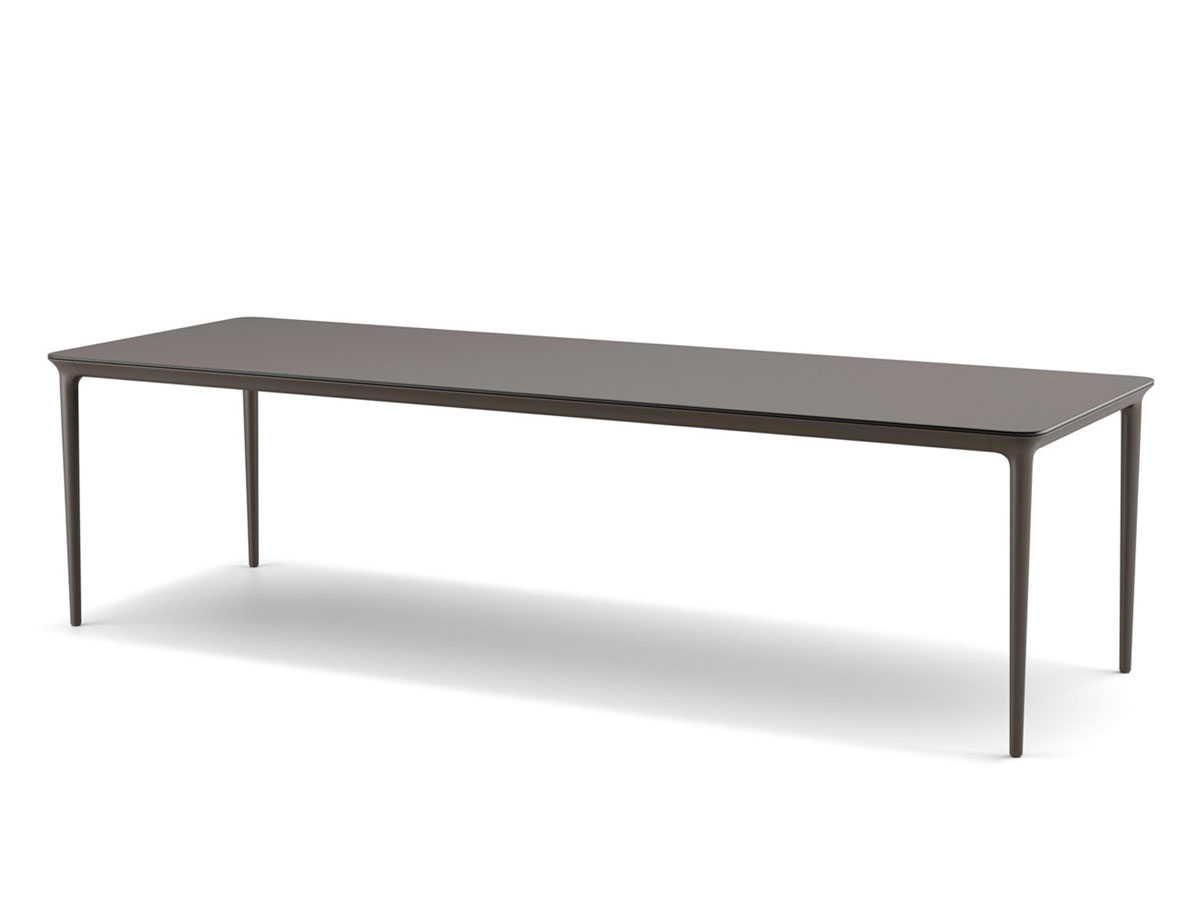 Dedon Bellmonde Table