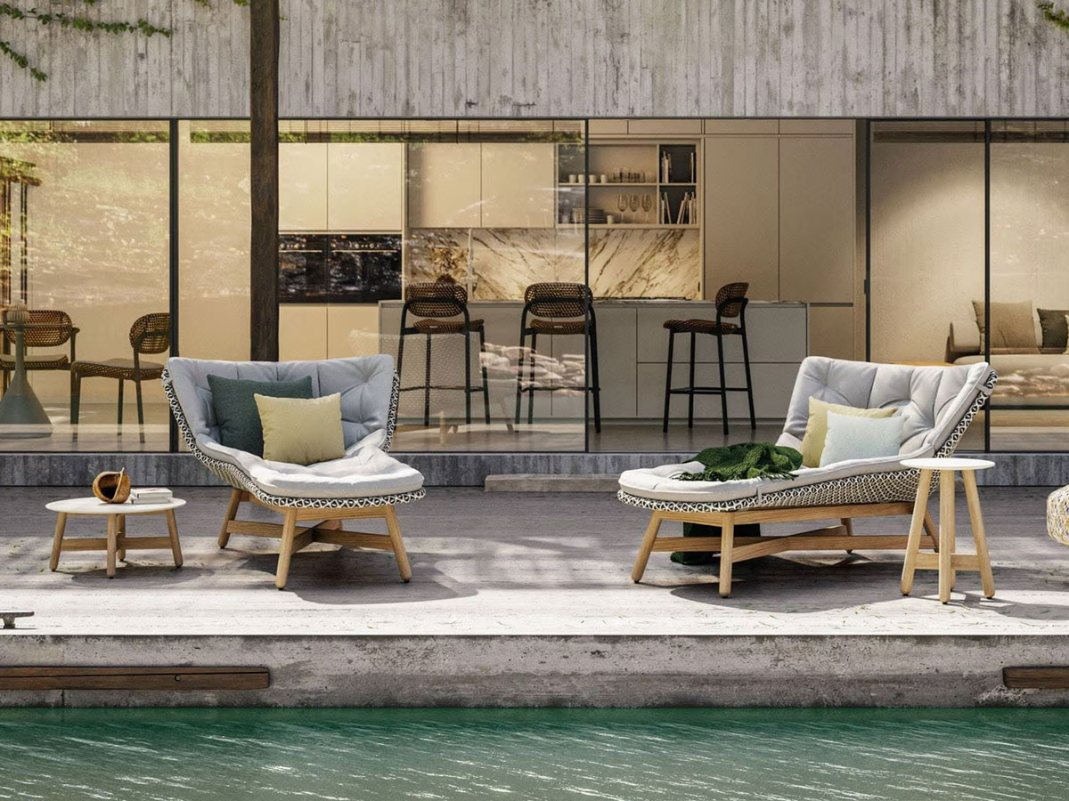 Dedon Mbrace Daybed