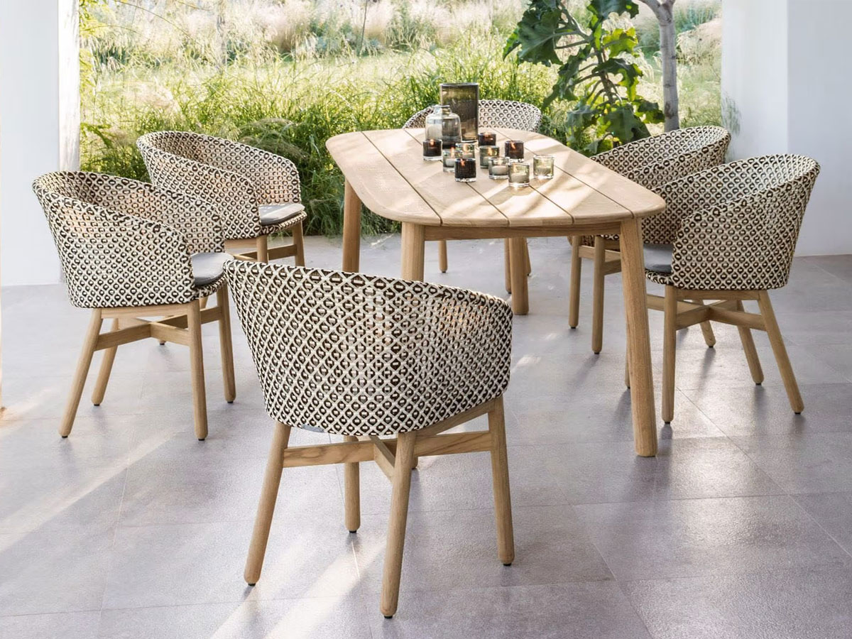 Dedon Mbrace Dining Table