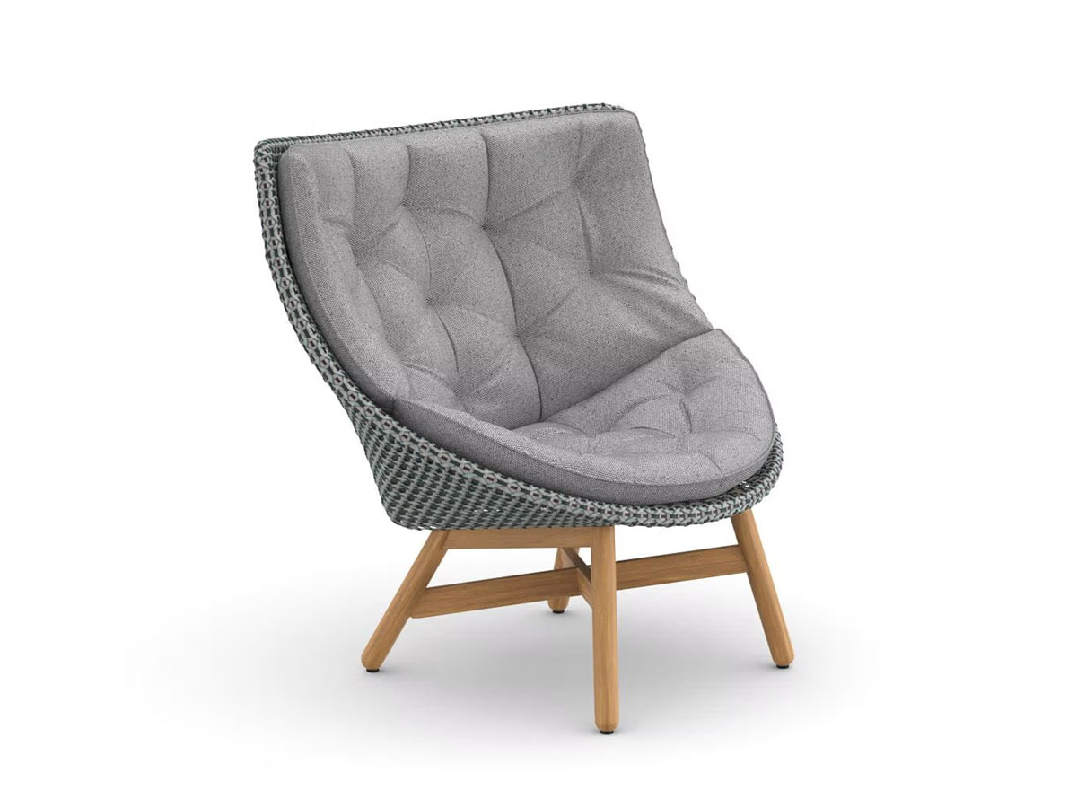Dedon Mbrace Wing Chair