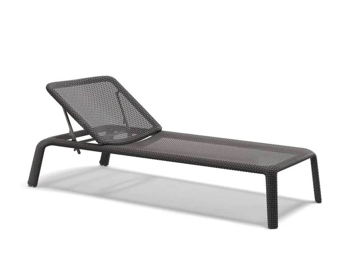 Dedon Seashell Nuo Beach Chair