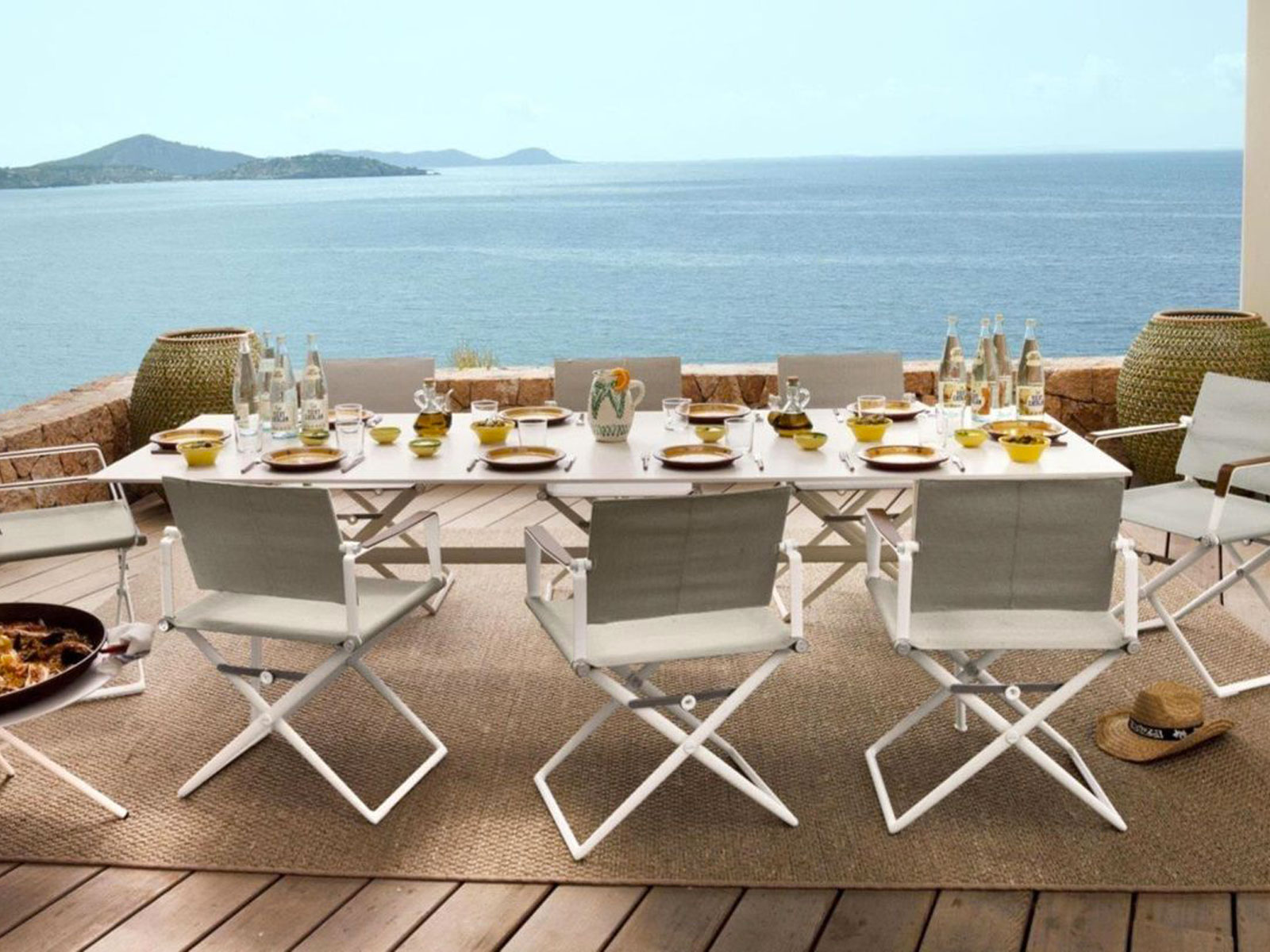 Dedon Seax Table