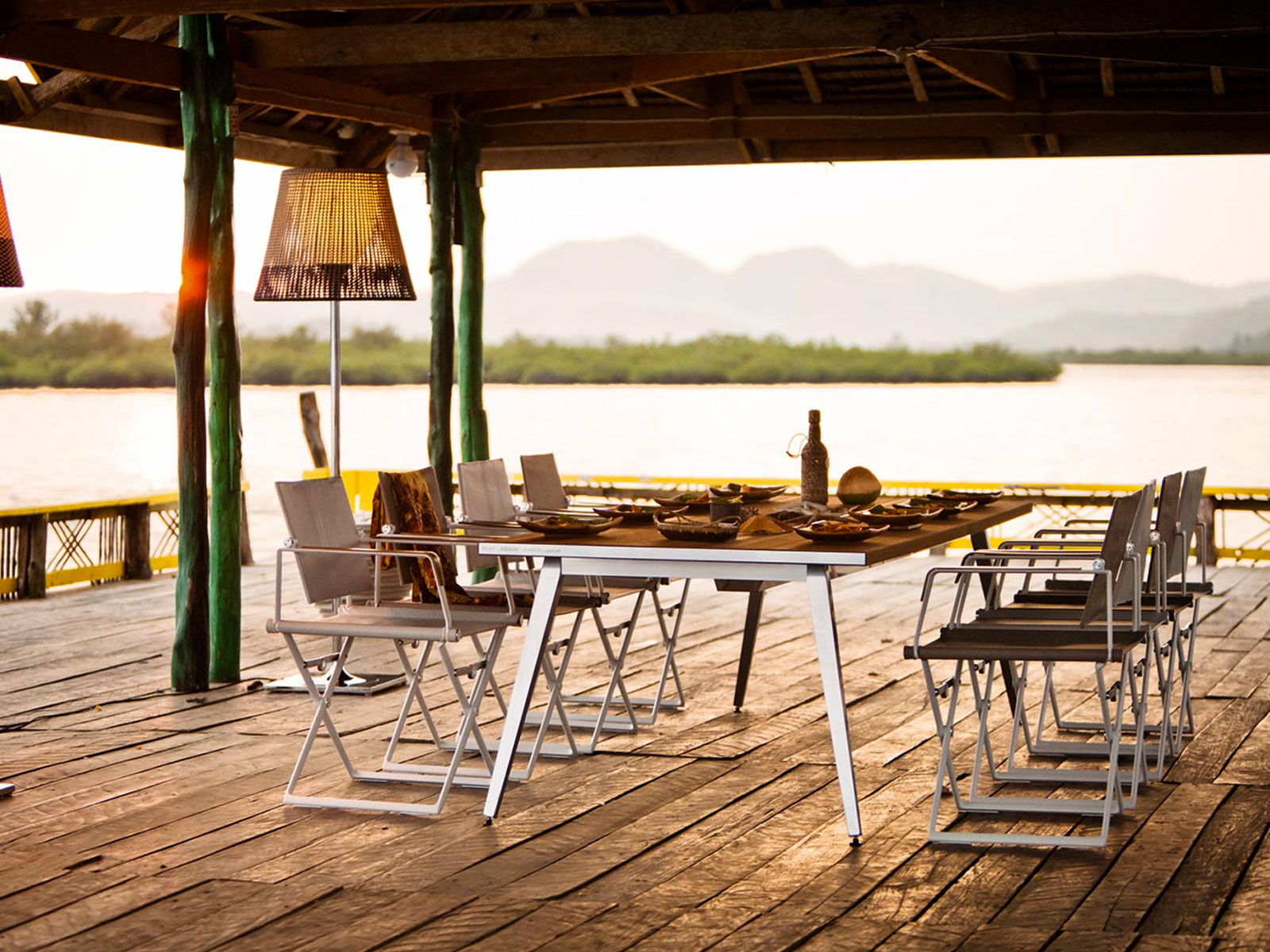 Dedon Seax Table