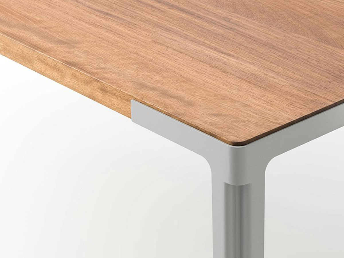Desalto Fan 261 Wood Table Outdoor