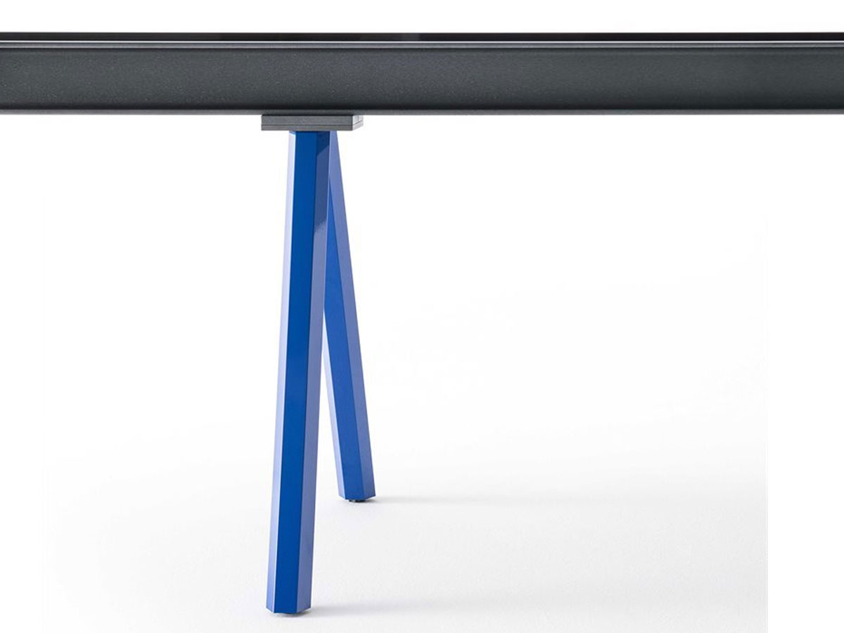 Desalto Heb Table
