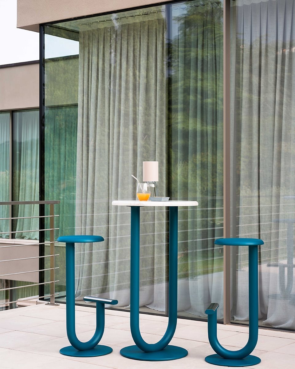 Desalto Strong 731 Bistrot Table Indoor Outdoor