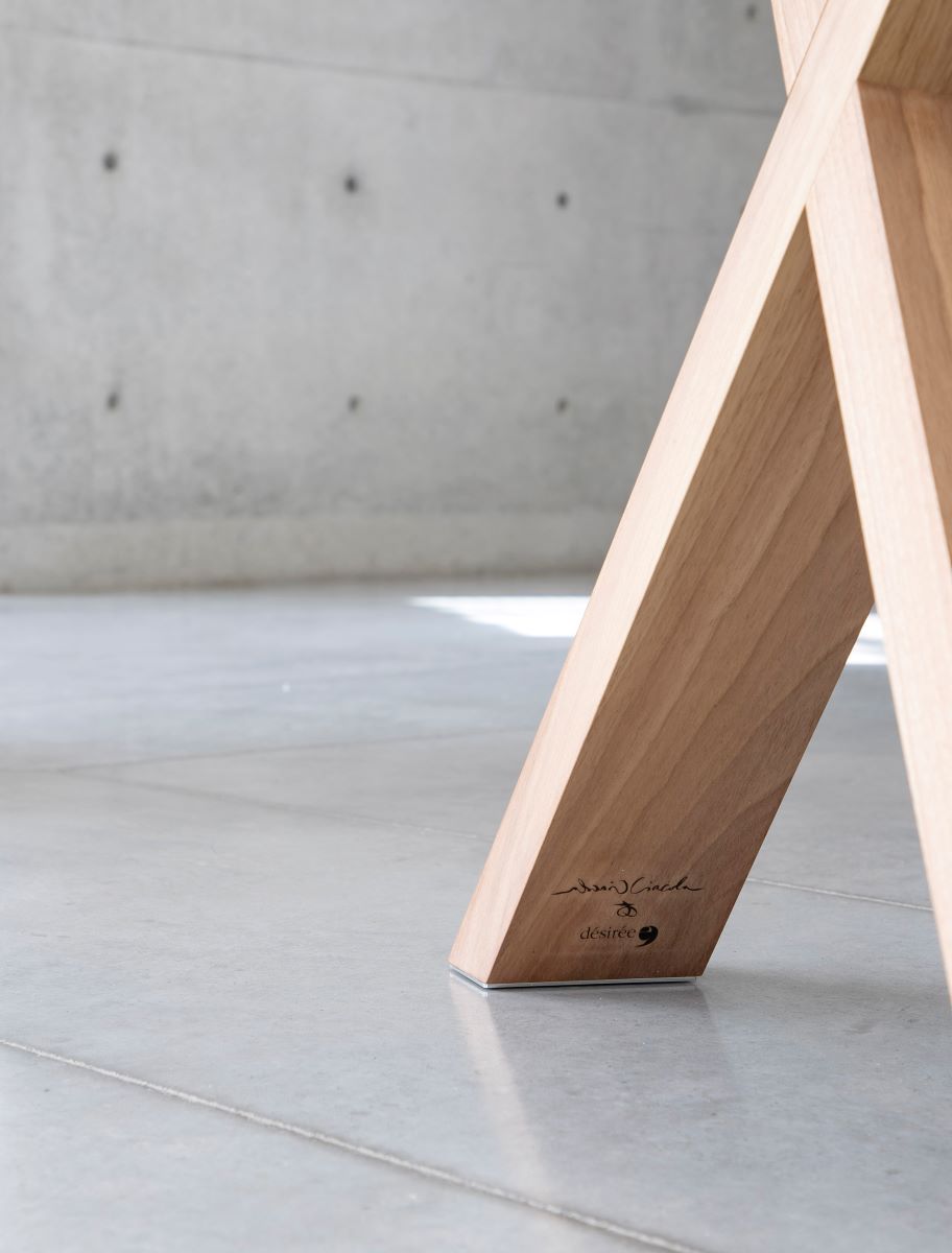 Désirée Divani Ciacola Table