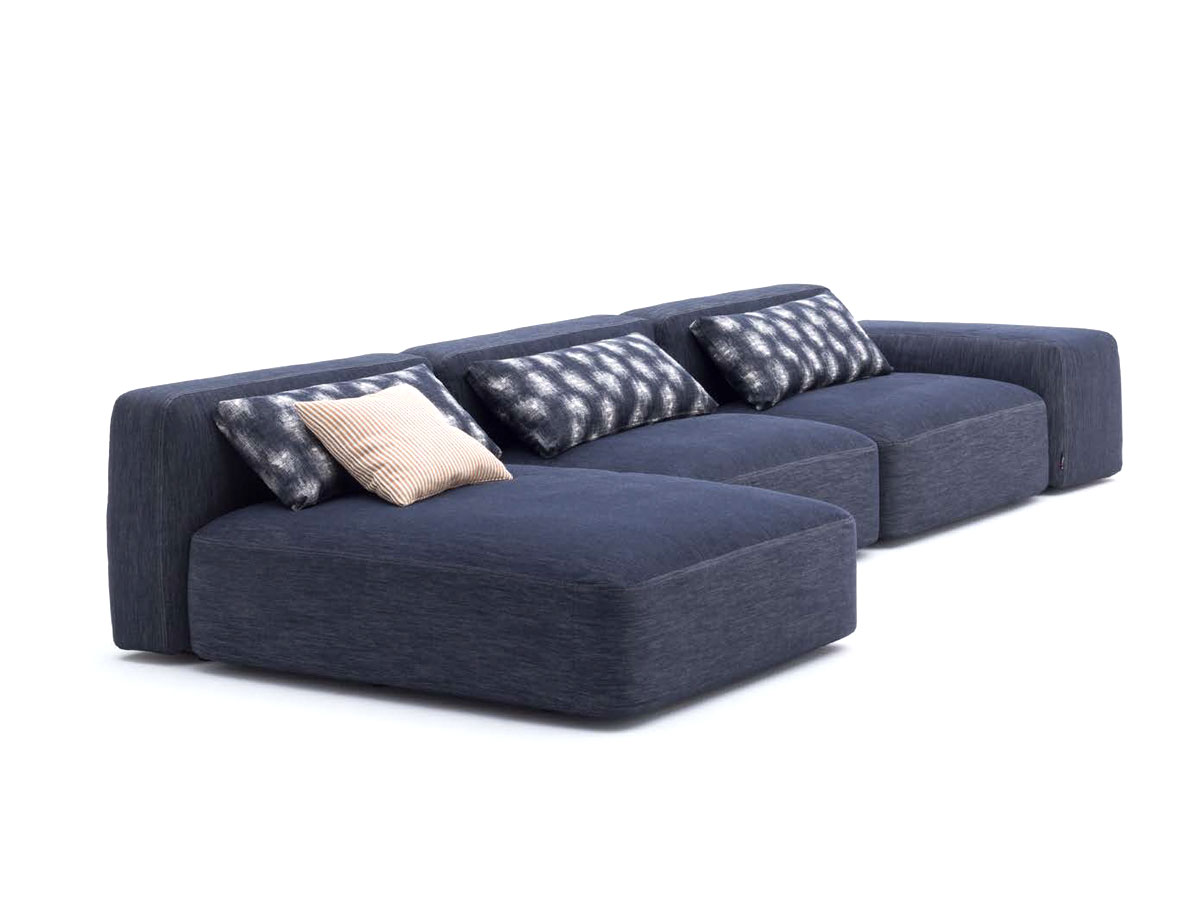 Désirée Divani Dorvan Sofa Collection
