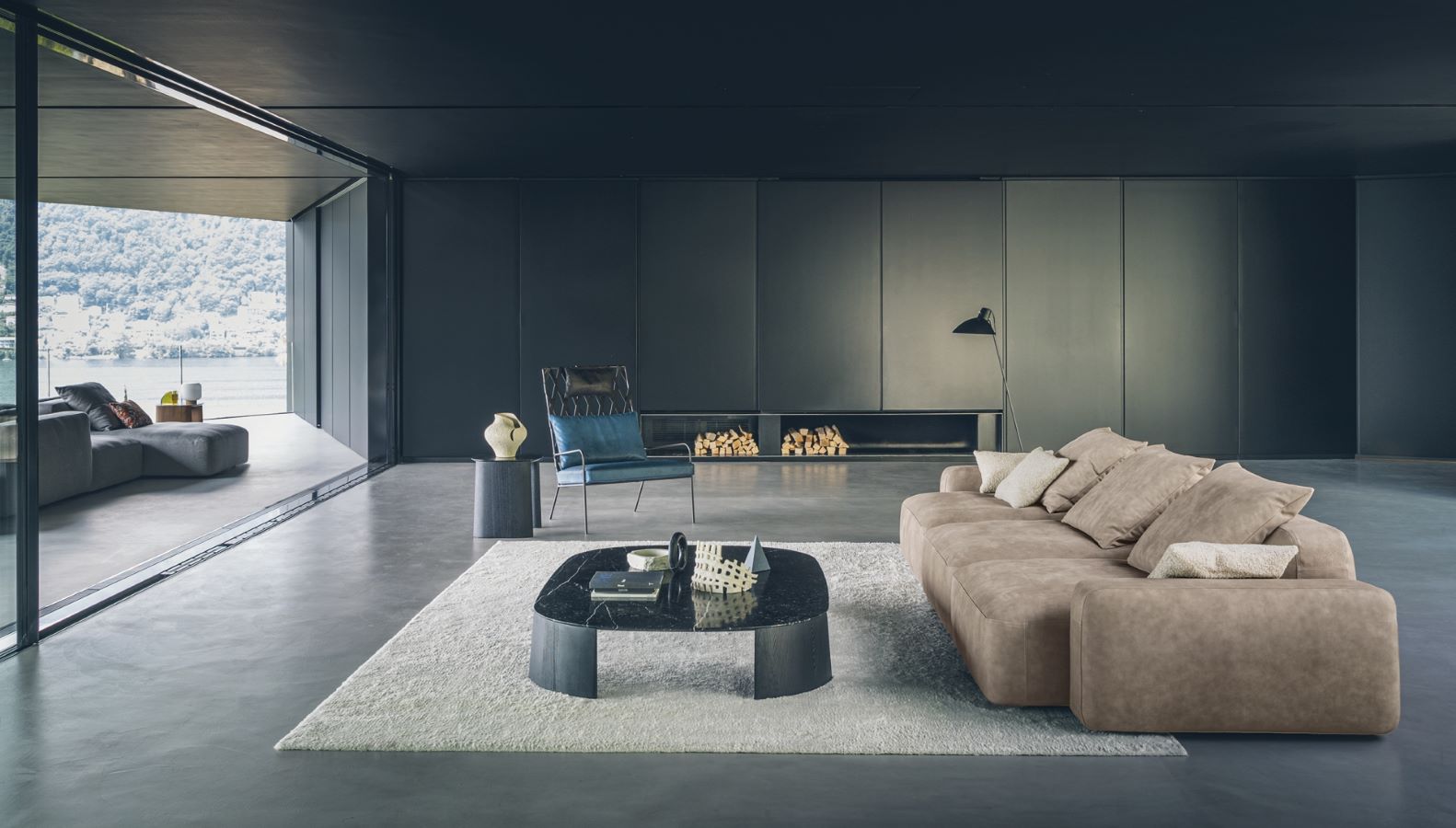 Désirée Divani Dorvan Sofa Collection