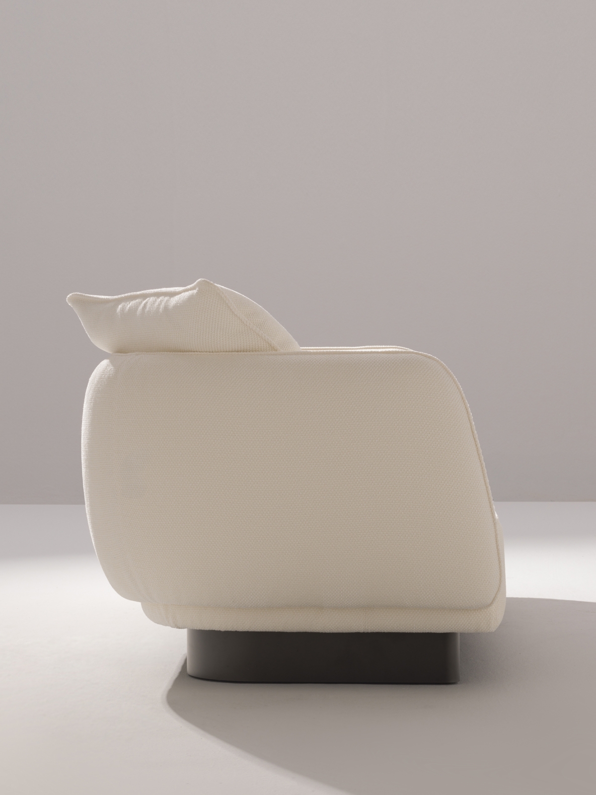 Désirée Divani Homan Small Sofa