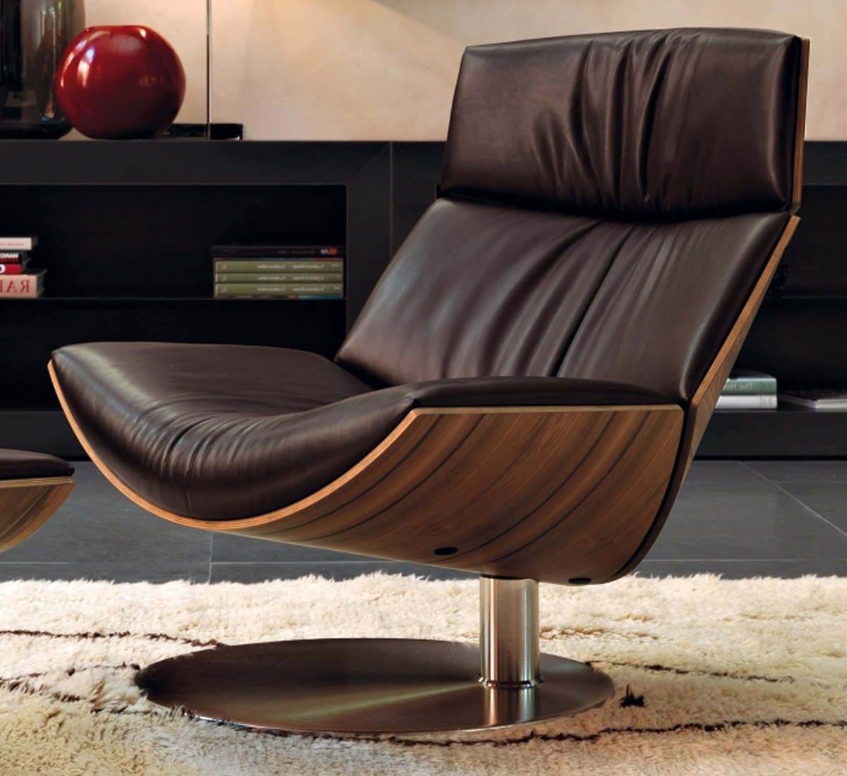 Désirée Divani Kara Armchair