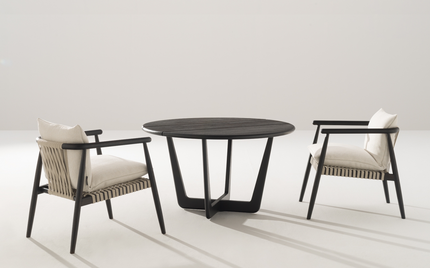 Désirée Divani Karin Outdoor Armchair