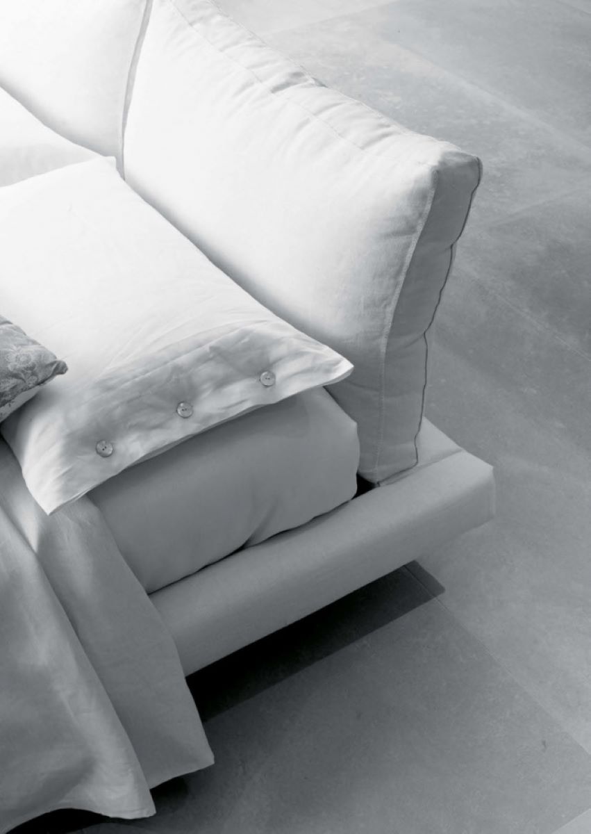 Désirée Divani Ozium Bed