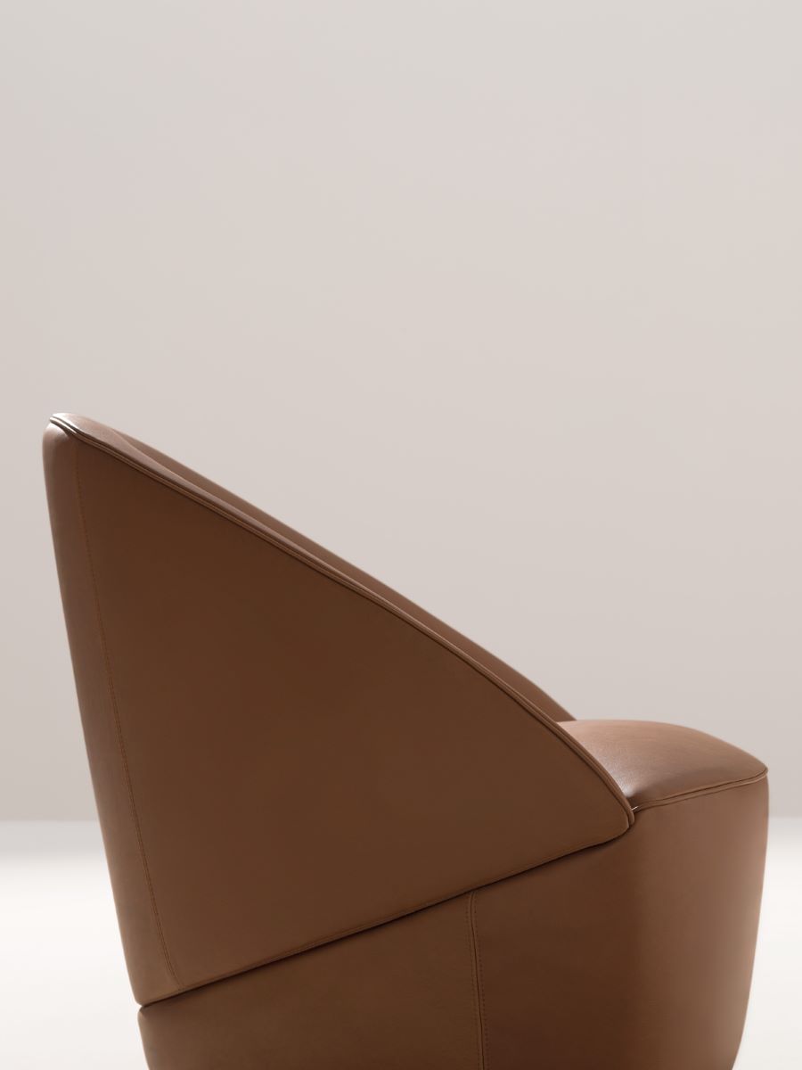 Désirée Divani Te Armchair