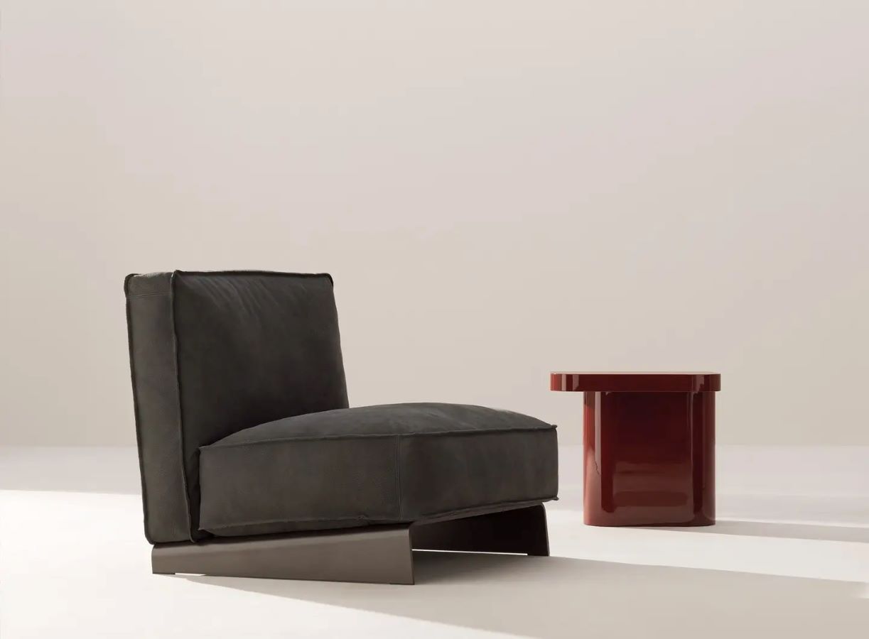 Désirée Divani Tor Armchair