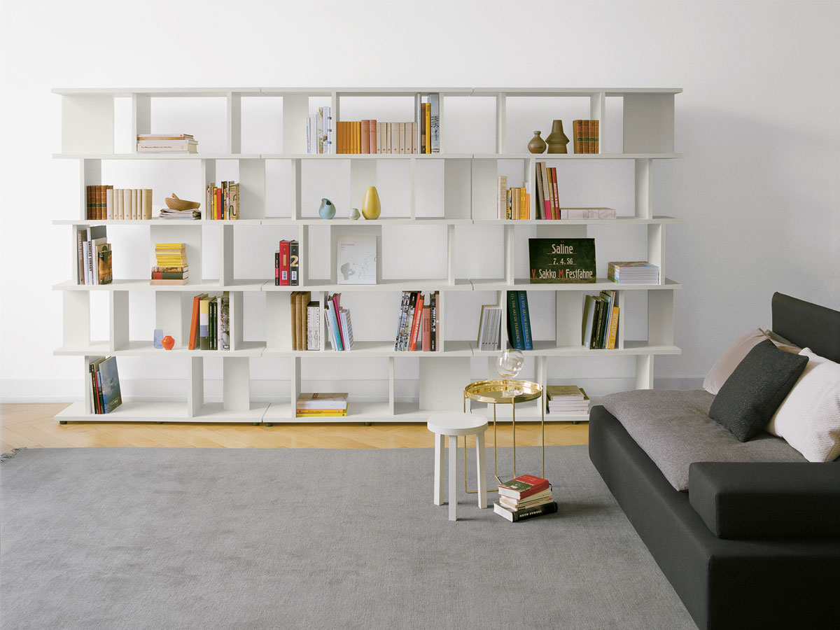 E15 Arie Bookcase
