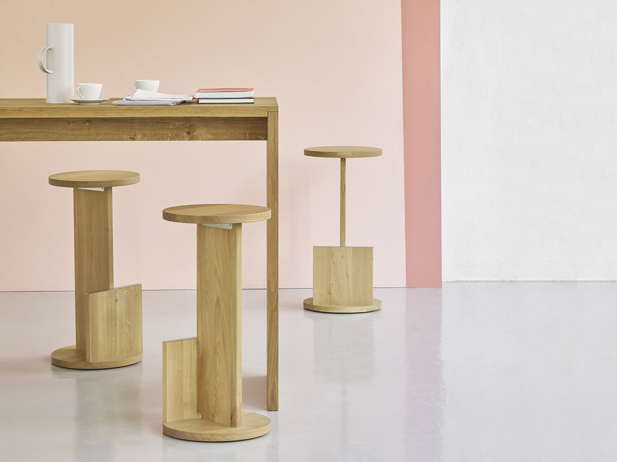 E15 Dt01 Tank Stool
