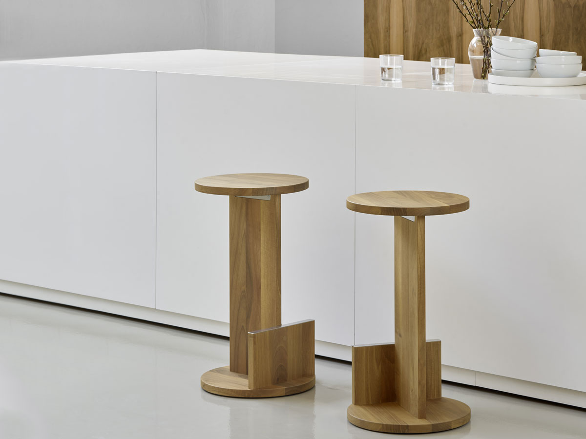 E15 Dt01 Tank Stool