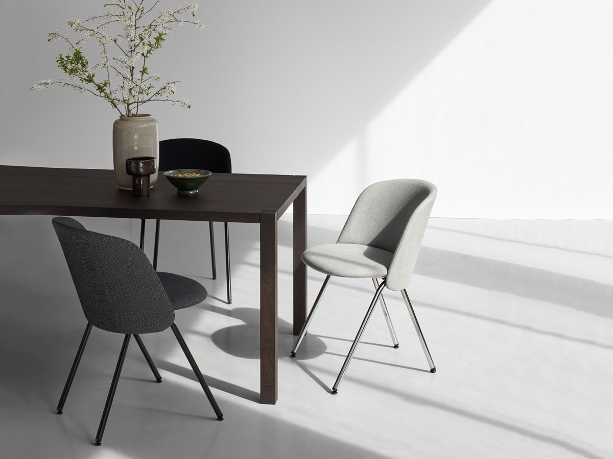 E15 Either Chair