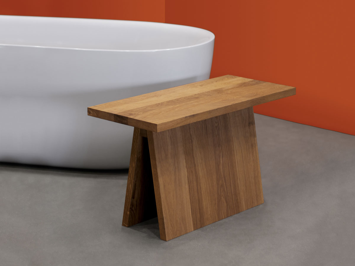 E15 Ek03 Bench