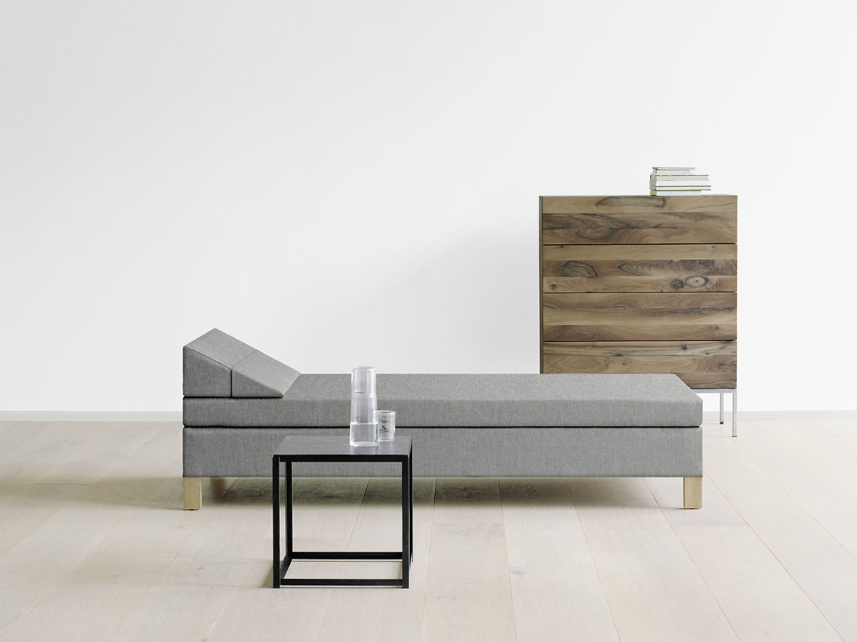 E15 Fatima Dresser