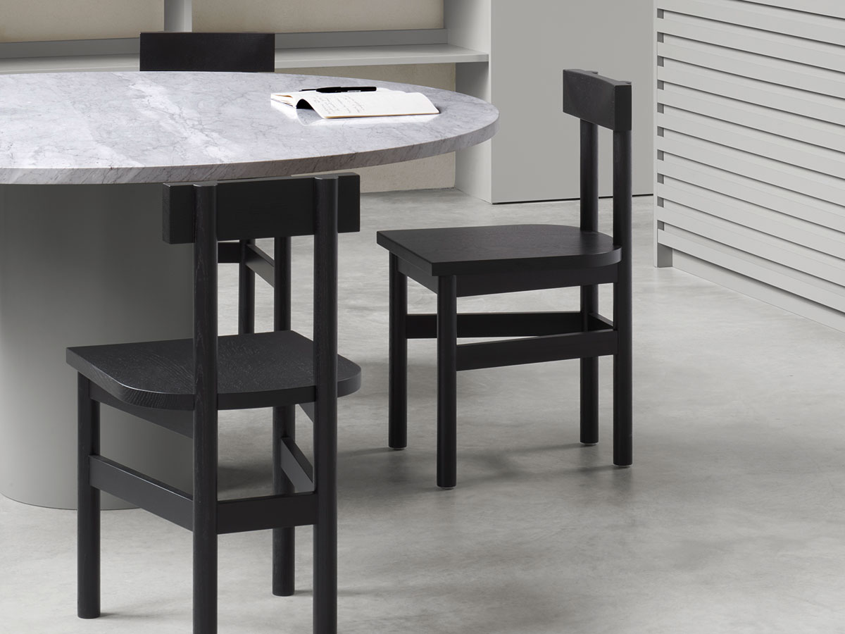 E15 Gamar Chair