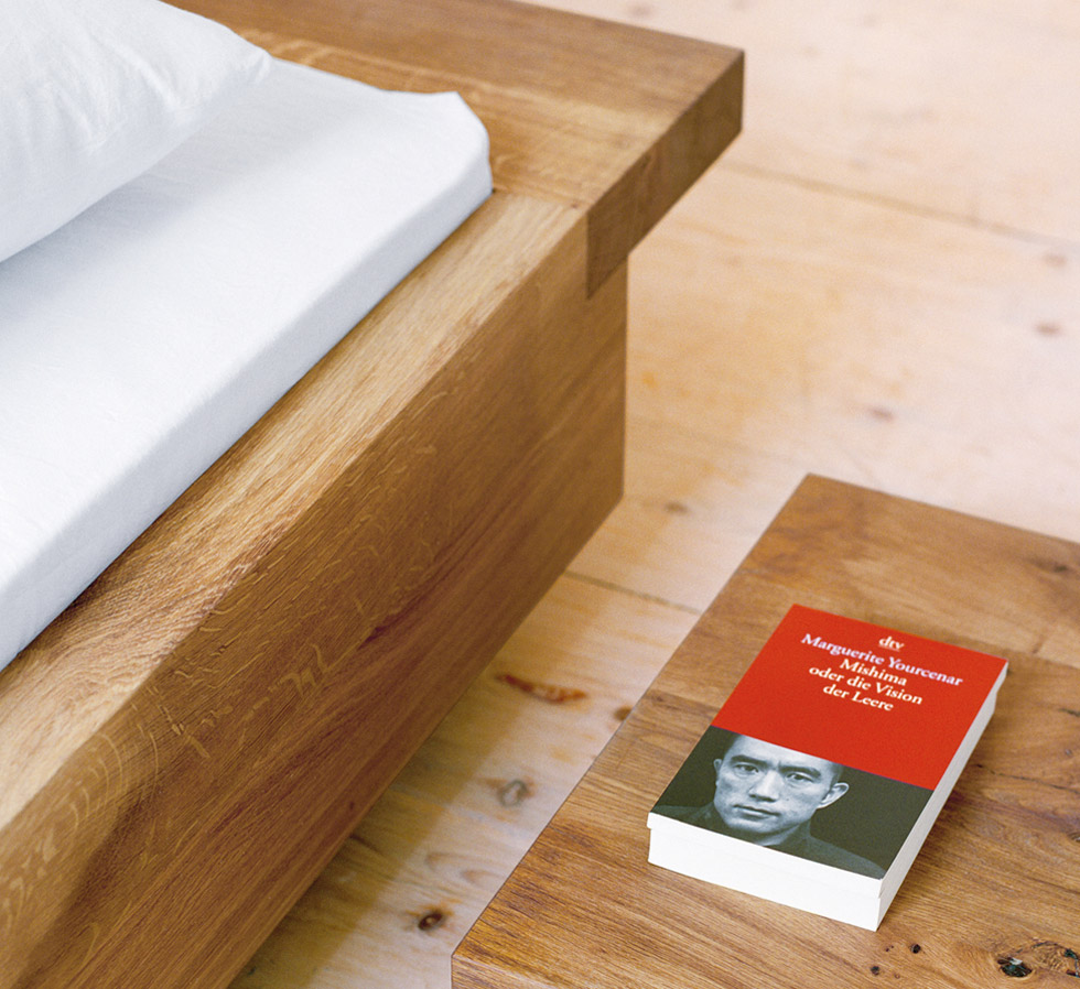 E15 Pa02 Noah Bed