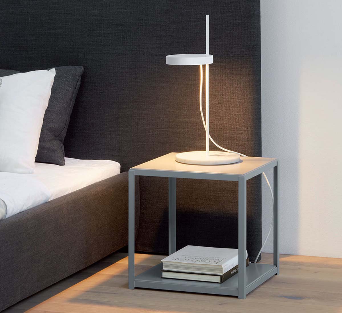 E15 Palo Lt06 Table Lamp