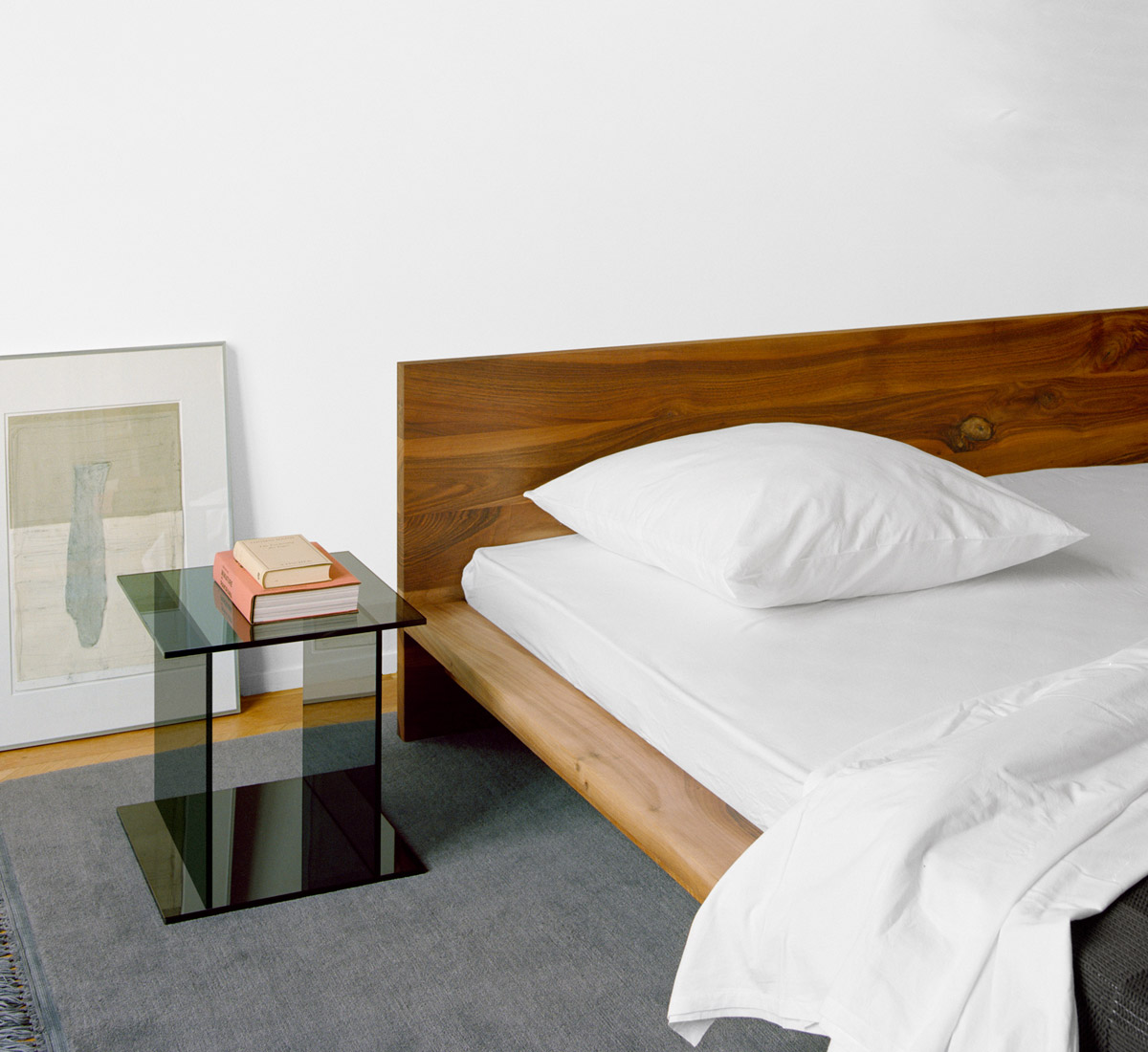 E15 Sl02 Mo Bed