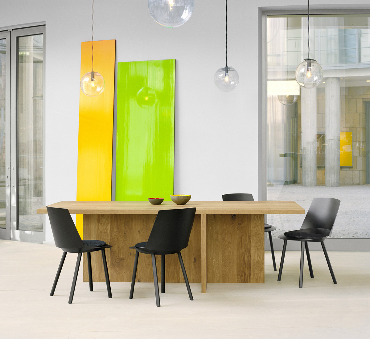E15 Ta18 Zehn Table In Oak