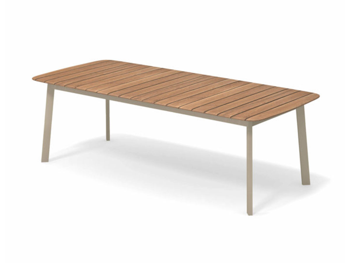 Emu Shine Table Teak