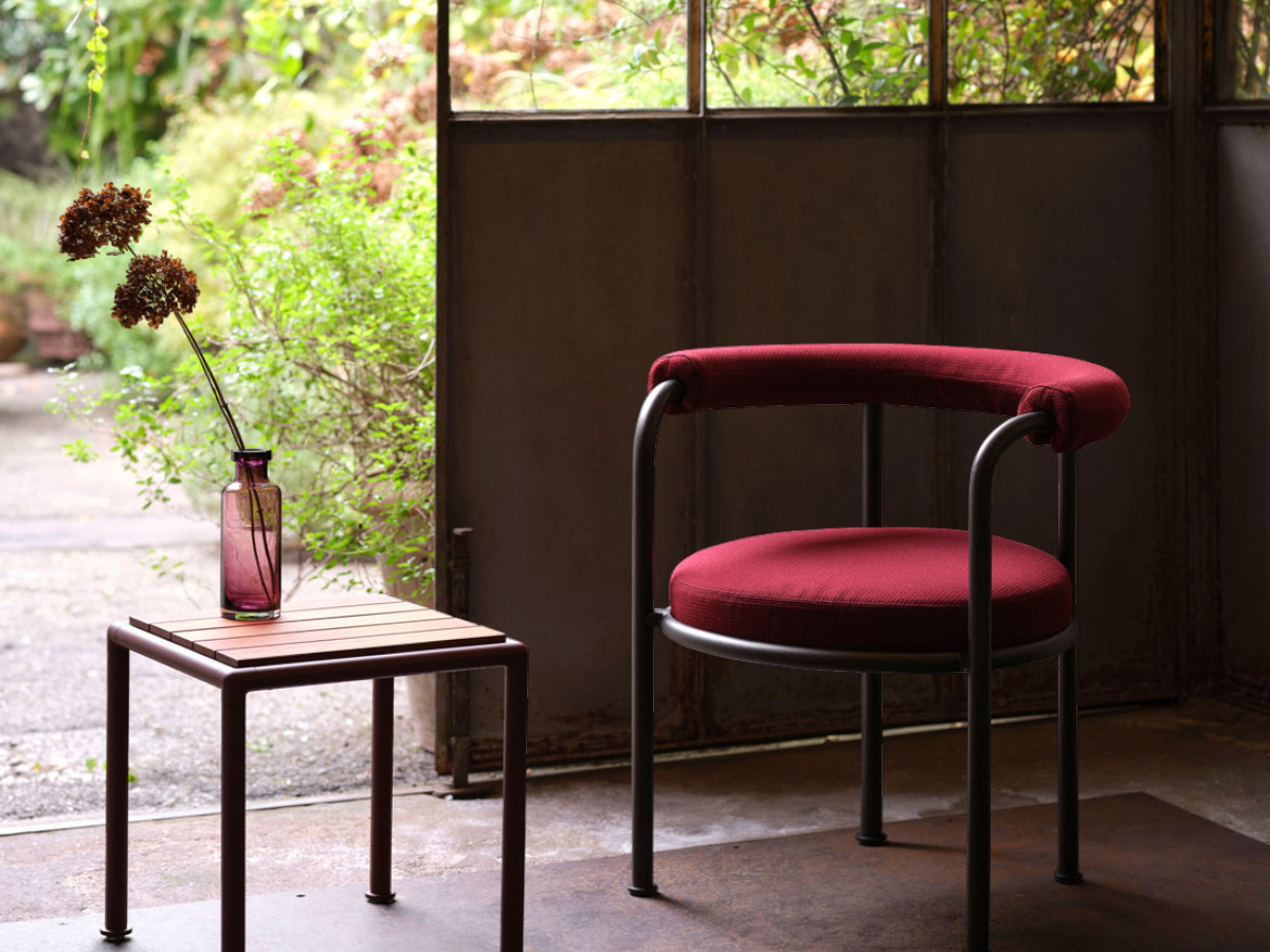 Fast Roe Chair With Cylindrical Cushions Outdoor