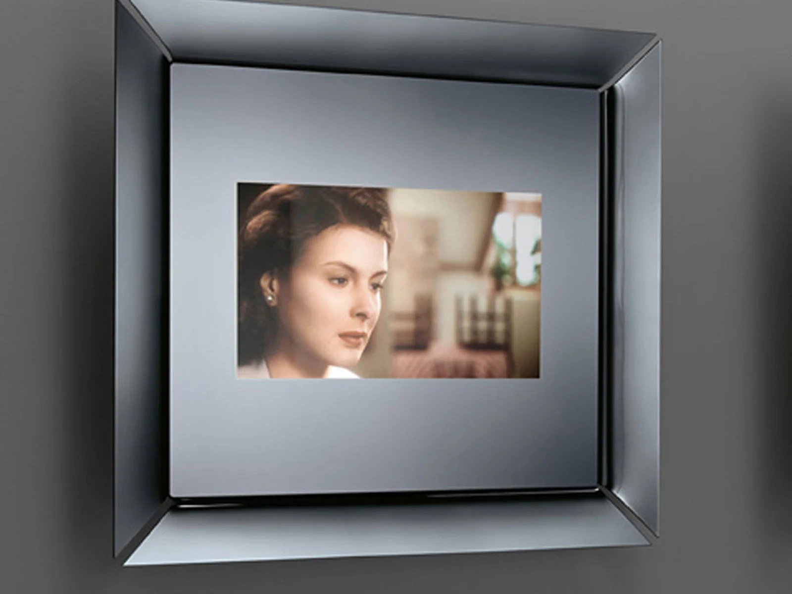 FIAM Caadre Wall Mirror Tv