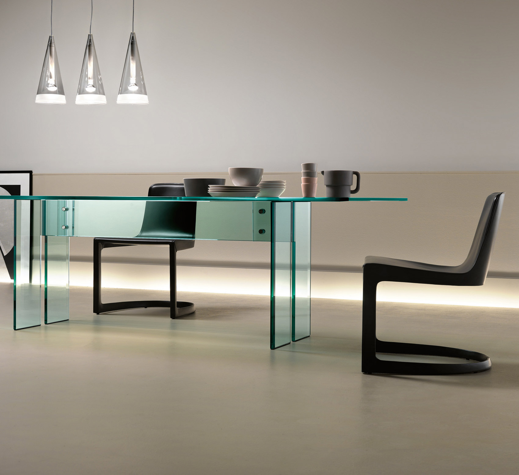 FIAM Llt Table 4 Chair Gift