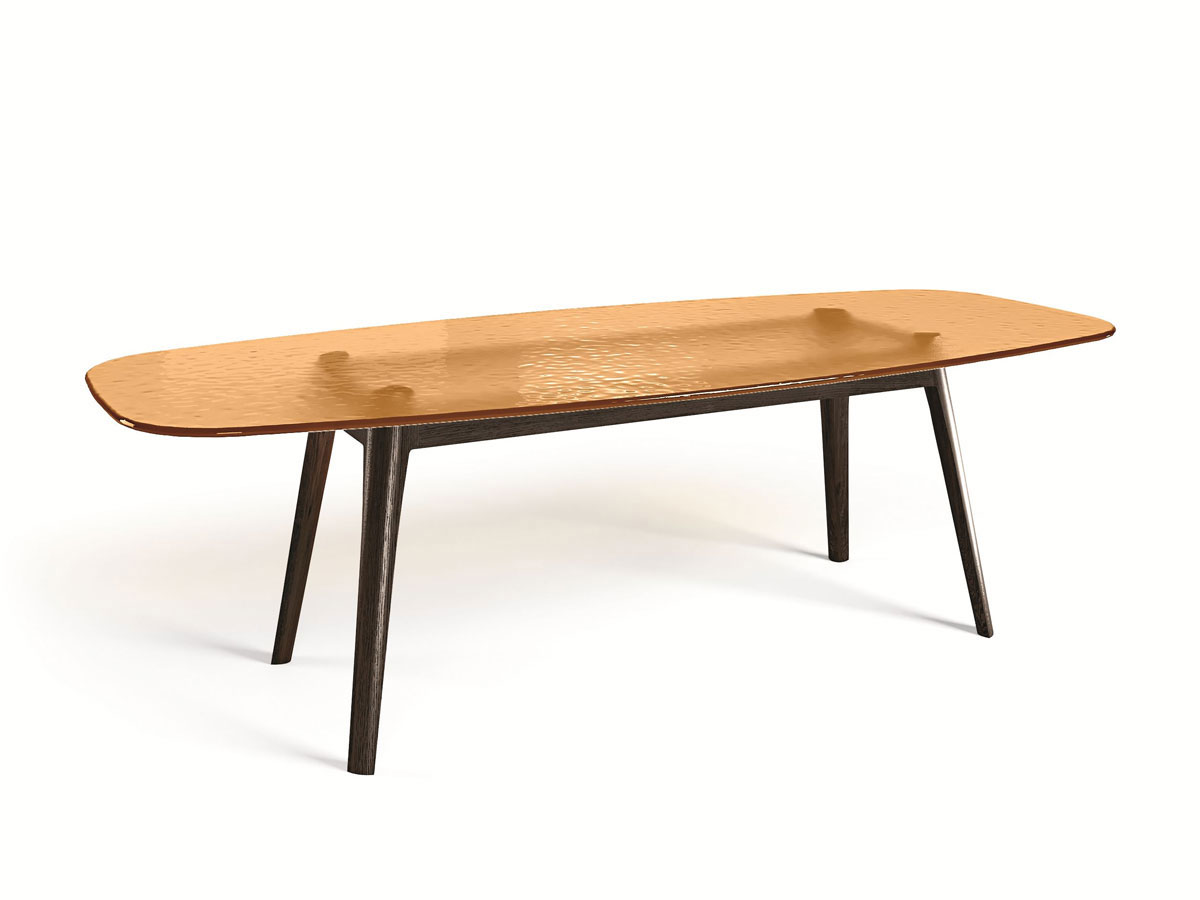 FIAM Magma Table