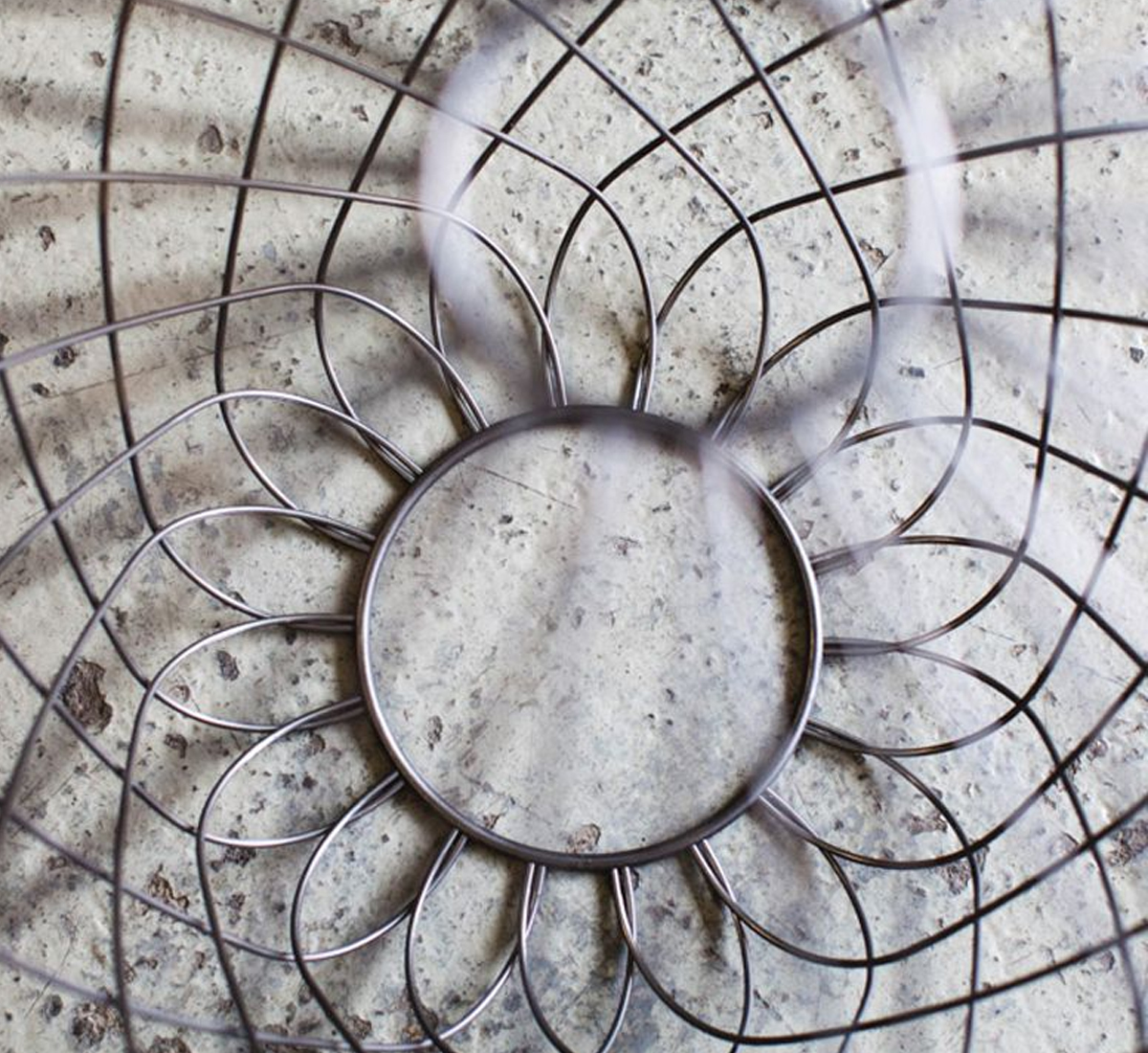 FontanaArte Pinecone Table Lamp O30