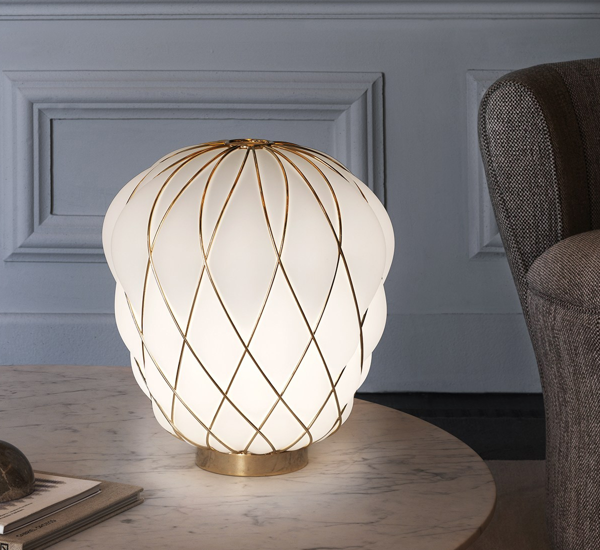 FontanaArte Pinecone Table Lamp O30