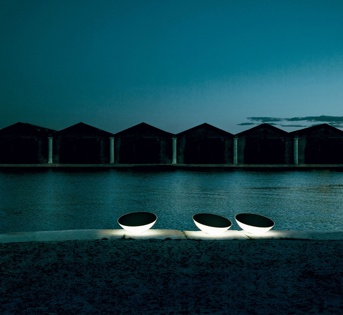 Foscarini Solar Outdoor Floor Lamp Brown