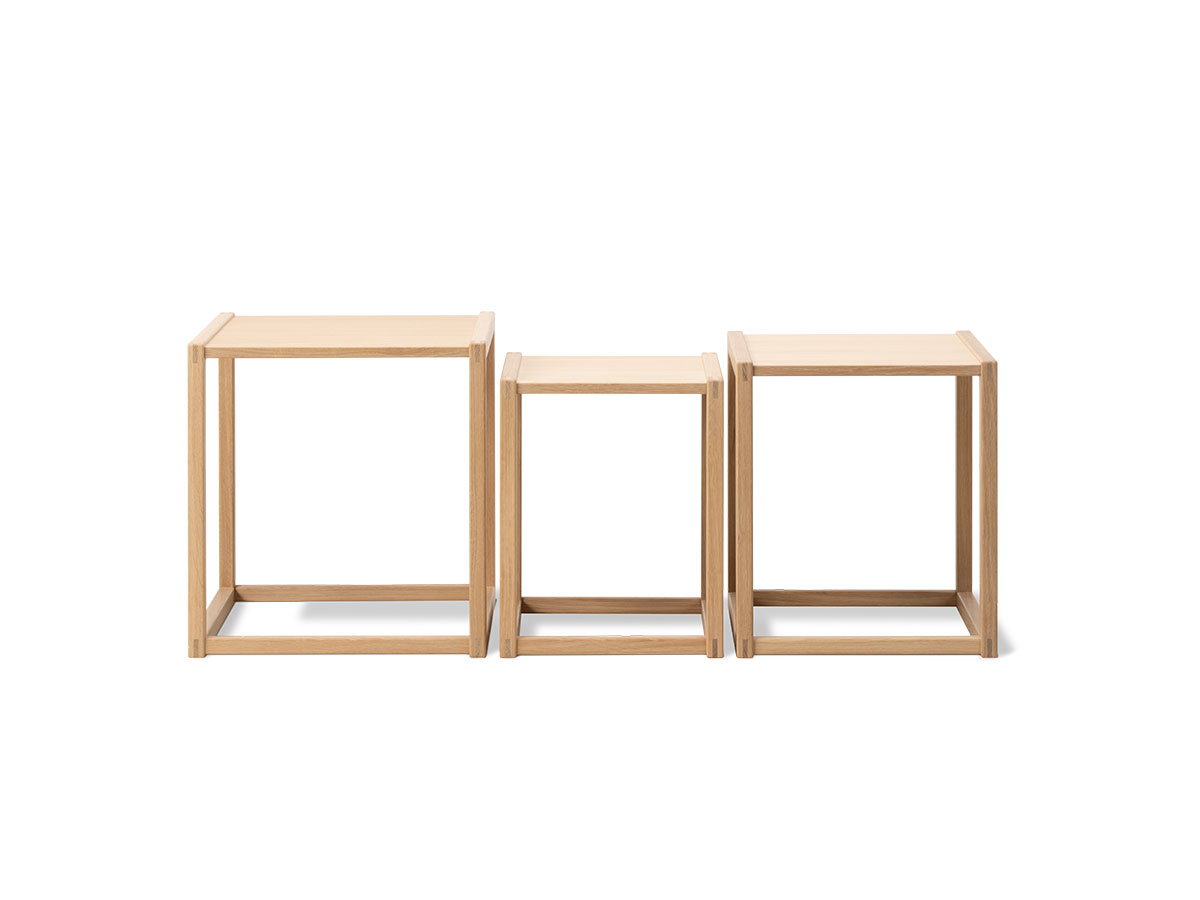 Fredericia Bm375 Nesting Table