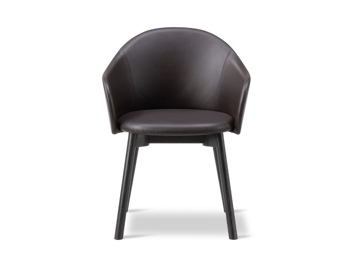 Fredericia Gomo Armchair Wood Base