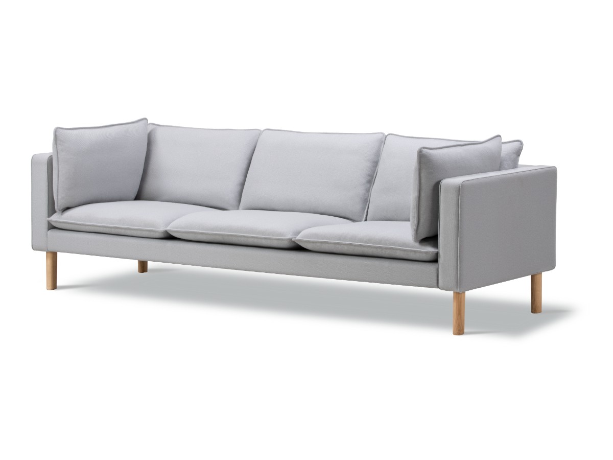 Fredericia Jota 3 Seater Sofa On Legs