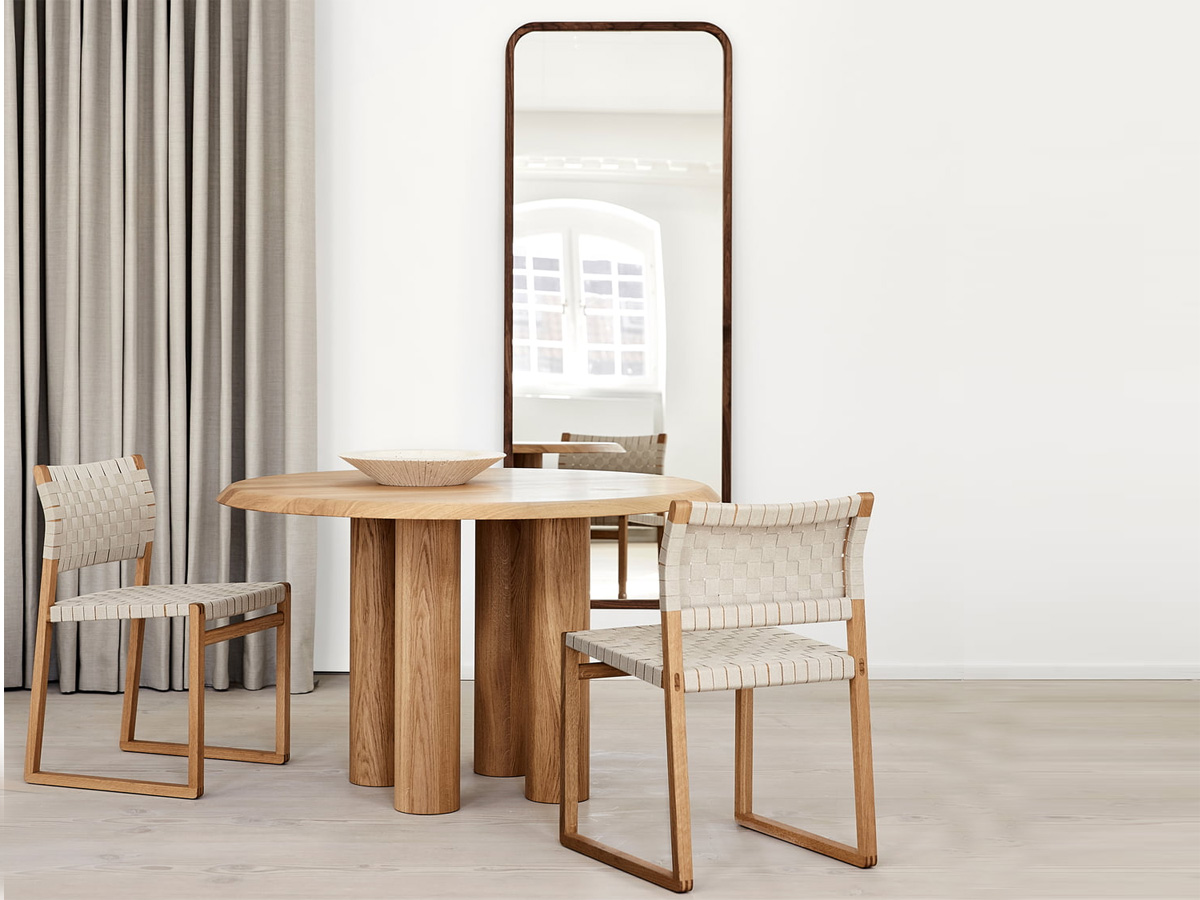 Fredericia Silhouette Mirror 70x180 Walnut